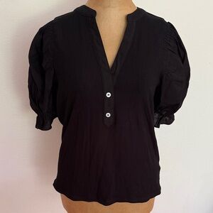 Pomander Place sz XS Black Puff Sleeve Rayon stretch Blouse great pre owned cond